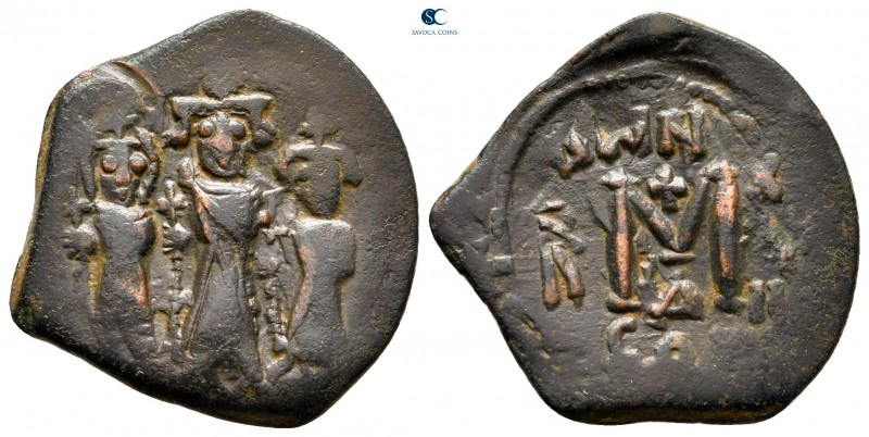 Heraclius & H.Constantine & Martina AD 610-641. Constantinople
Follis or 40 Num...