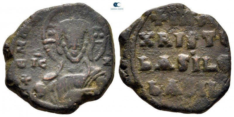 Attributed to Basil II and Constantine VIII AD 976-1028. Constantinople
Follis ...