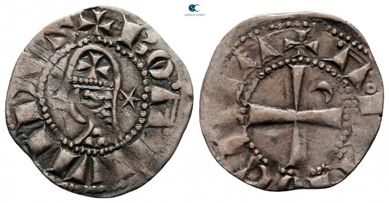 Bohémond III AD 1163-1201. Antioch
Denier AR

19 mm., 0,90 g.



very fin...