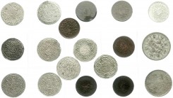 CHINA und Südostasien
Tibet
18 Münzen des 18. bis 20. Jh. 6 X Kupfer, 12 X Silber, darunter ein früher Tankah.
meist sehr schön