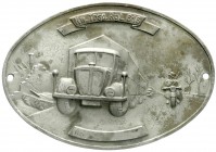 Medaillen
Drittes Reich
Ovale eins. Zink-Kühlerplakette o.J. "Kw. Trsp. Rgt.616". LKW-Kolonne, begleitet von Panzer und Soldaten auf Motorrad. 76 X ...