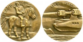 Medaillen
Luftfahrt und Raumfahrt
Island: Bronzemedaille 1975 von Per Ung. Reiter/Wasserflugzeug. 70 mm. Im Originaletui.
Stempelglanz
