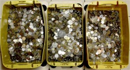 LOTS
Sammlungen allgemein
Ca. 150 Kilo Münzen, Marken und Medaillen aus aller Welt. unterschiedlich erhalten