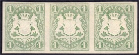 Briefmarken
Deutschland
Altdeutschland
1 Kreuzer Freimarken 1867, waagerechter 3er-Streifen in ungebrauchter Kabinetterhaltung, vollrandig, geprüft...