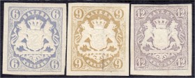 Briefmarken
Deutschland
Altdeutschland
6 Kr., 9 Kr. und 12 Kr. Freimarken 1867, drei ungebrauchte Werte mit Falz, 12 Kr. signiert. Mi. 570,-€.
*