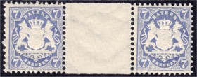 Briefmarken
Deutschland
Altdeutschland
7 Kreuzer Staatswappen 1875, postfrische Luxuserhaltung, Zwischenstegpaar, unsigniert. Kurzbefund Sem BPP (2...