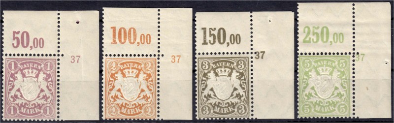 Briefmarken
Deutschland
Altdeutschland
1 M - 5 M Staatswappen 1911, postfrisc...