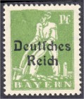 Briefmarken
Deutschland
Deutsches Reich
5 Pf. Abschiedsserie 1920, postfrisch mit Plattenfehler II (Wertziffer ,,5" fehlt), signiert. Mi. 850,-€.
...