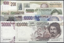 Banknoten
Ausland
Italien
11 gut erhaltene Scheine aus 1976 bis 1990, 1000, 3 X 2000, 3 X 5000, 2 X 10000, 50000 (1984) und 100000 Lire (1983).
al...