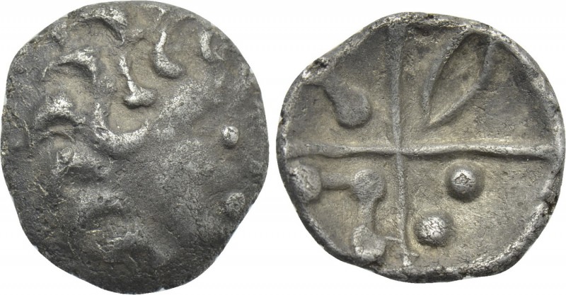 CENTRAL EUROPE. Vindelici. Quinarius (1st century BC). "Schönaich" type. 

Obv...