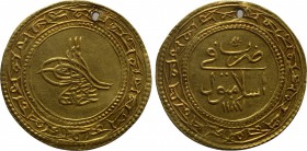 OTTOMAN EMPIRE. Abdülhamid I (AH 1187-1203 / 1774-1789 AD). GOLD 1 1/2 Fındık or Birbuçuk Fındık. Islambol (Istanbul). Dated AH 1187//11 (1785 AD)....