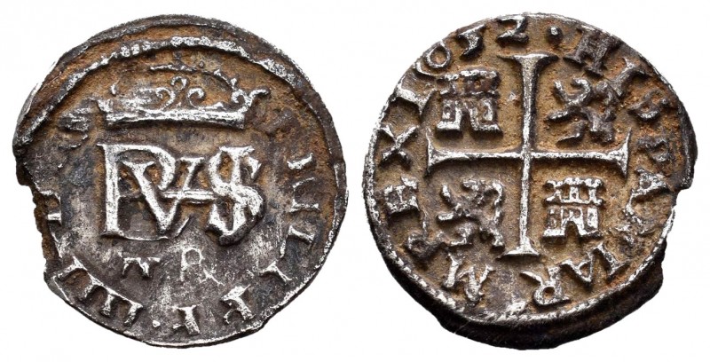 Philip IV (1621-1665). 1/2 real. 1652. Segovia. BR. (Cal-631). Ag. 1,38 g. Scarc...