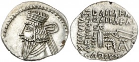 Imperio Parto. Vologases III (105-147 d.C.). Dracma. (S.GIC. 5831 sim) (Mitchiner A. & C. W. 672). 3,79 g. EBC+.