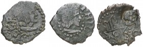 s/d. Felipe III. Banyoles. 1 diner. Lote de 3 monedas distintas, una con contramarca cabeza de fraile. BC+/MBC+.
