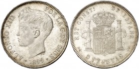 1899*1899. Alfonso XIII. SGV. 5 pesetas. (AC. 110). Leves rayitas. Bella. Brillo original. 25,15 g. EBC/EBC+.
