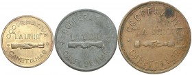Canet de Mar. Cooperativa "La Unió". 10 céntimos, 5 y 25 pesetas. (AL. 397, 405v y 407v). 3 monedas, una con oxidaciones. Contramarca: 1951 en las 5 y...