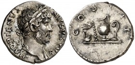 (125-127 d.C.) Adriano. Denario. (Spink 3483) (S. 454) (RIC. 801). 3,28 g. EBC-.