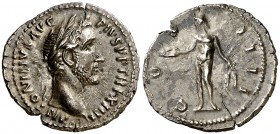 (150-151 d.C.). Antonino pío. Denario. (Spink 4069) (S. 220) (RIC. 196). Pequeña grieta radial. 3,21 g. EBC-.