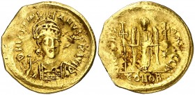 Justiniano I (527-565). Constantinopla. Sólido. (Ratto 440) (S. 137). Fallo de acuñación en borde. 4,27 g. MBC-.