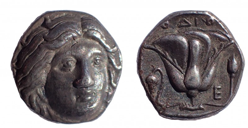 Caria. Rhodes. Didrachm (Circa 330-305 BC). 19 mm. 6.9 gm. Obv: Head of Helios f...