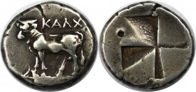 Griechische Münzen, BITHYNIEN. KALCHEDON. Drachme (5,30 g). ca. 340-320 v. Chr. Vs.: ΚΑΛΧ, n. l. stehender Stier auf Getreideähre. Rs.: Viergeteiltes ...