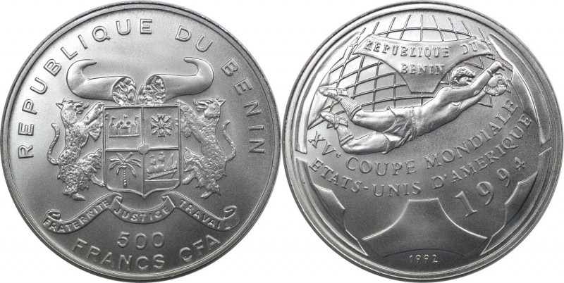 Weltmünzen und Medaillen, Benin. "1992 WM-Fußball". 500 Francs 1992. 12,0 g. 0.9...