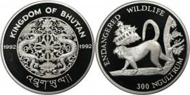 Weltmünzen und Medaillen, Bhutan. Goldener Languraffe. 300 Ngultrums 1992. 31,47 g. 0.925 Silber. 0.94 OZ. KM 75. Polierte Platte