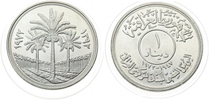 Iraq 1 Dinar 1972 25th Anniversary of Central Bank. Averse: Value within circle ...