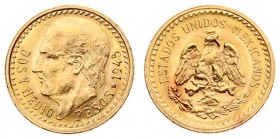 Mexico 2-1/2 Pesos 1945 Averse: National arms. Reverse: Miguel Hidalgo y Costilla. Gold. KM 463