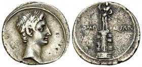 Octavianus AR Denarius, 30-29 BC 

 Octavianus . AR Denarius (19-20 mm, 3.72 g), Italian mint, 30-29 BC.
Obv. Laureate head of Octavian as Apollo r...