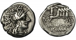 REPÚBLICA ROMANA. PORCIA. Denario. Roma (125 a.C.). R/ Ley. M. PORC. Ar 3,79 g. 18,7 mm. CRAW-270.1. FFC-1051. MBC-.