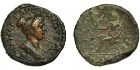 IMPERIO ROMANO. JULIA TITI. Dupondio. Roma (80-81 d.C.). R/ Vesta sentada a izq. con cetro y palladium; VESTA S-C. AE 11,3 g. 30 mm. RIC-398. Pátina v...
