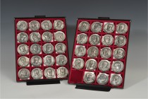 FRANCISCO FRANCO. Colección de 39 medallas de personajes ilustres españoles, la mayoría catalanes. AE plateado. 50 mm. Fabricante PUJOL. SC.