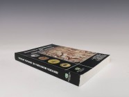 VV. AA., Historia monetaria de Hispania antigua, Madrid, 1998, 441 pp. Tapa blanda. Usado.