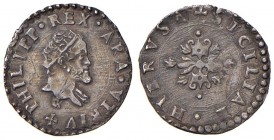 Napoli – Filippo II – Secondo periodo (1556-1598) - Mezzo Carlino - MIR 186/2 R Sigla GR sotto la testa. 1,33 grammi. Con cartellino d'epoca del colle...