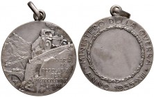 Regno d'Italia - Medaglia gara di regolarità autocolonne militari 1935 - C 14,79 grammi. Opus Johnson. In argento. 3,2 cm.
SPL
