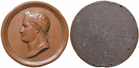 Francia – Napoleone I - Medaglia uniface - C In bronzo ripieno di piombo. Colpi. 7,80 cm. 260,00 grammi circa.
qSPL