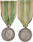 Vittorio Emanuele III (1900-1945) - Medaglia 1908 - C In metallo argentato e sabbiato. Con nastrino. 3,20 cm. 14,14 grammi.
qFDC