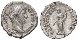 ROMANE IMPERIALI - Adriano (117-138) - Denario - Testa a d. /R La Provvidenza stante a s. indica un globo a terra e tiene uno scettro C. 1204; RIC 261...
