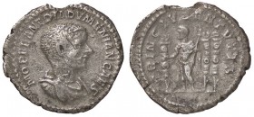 ROMANE IMPERIALI - Diadumeniano (218) - Denario - Busto drappeggiato e corazzato a d. /R Diadumeniano stante a s.; dietro, due insegne militari C. 14;...