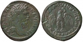 ROMANE PROVINCIALI - Settimio Severo (193-211) - AE 27 (Nicopoli) - Busto laureato a d. /R Aquila ad ali aperte con corona nel becco (AE g. 10,48)
 ...