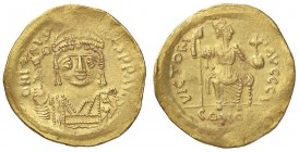 BIZANTINE - Giustino II (565-578) - Solido - Busto diademato e corazzato di fronte; a s., una Vittoria /R Costantinopoli seduta di fronte con asta e g...