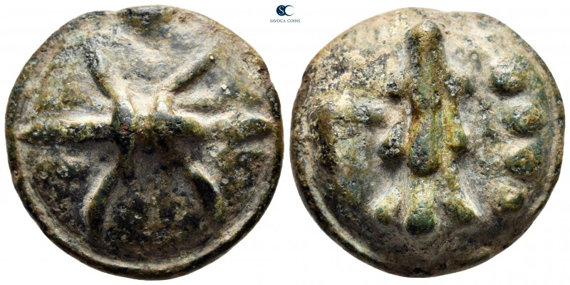 Apulia. Luceria circa 217-212 BC. 
Cast coinage Æ

28 mm, 32,09 g

Thunderb...