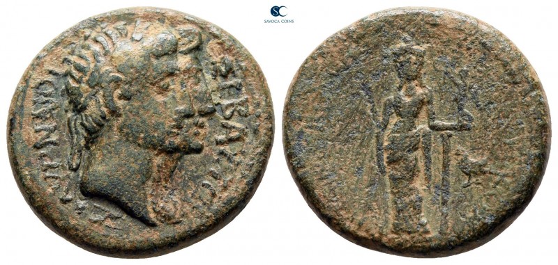 Ionia. Smyrna. Augustus with Livia 27 BC-AD 14. 
Bronze Æ

19 mm, 5,21 g

Σ...