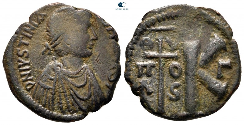 Justinian I AD 527-565. Theoupolis (Antioch)
Half Follis or 20 Nummi Æ

24 mm...