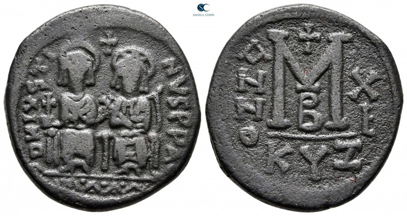 Justin II and Sophia AD 565-578. Cyzicus
Follis or 40 Nummi Æ

28 mm, 12,45 g...