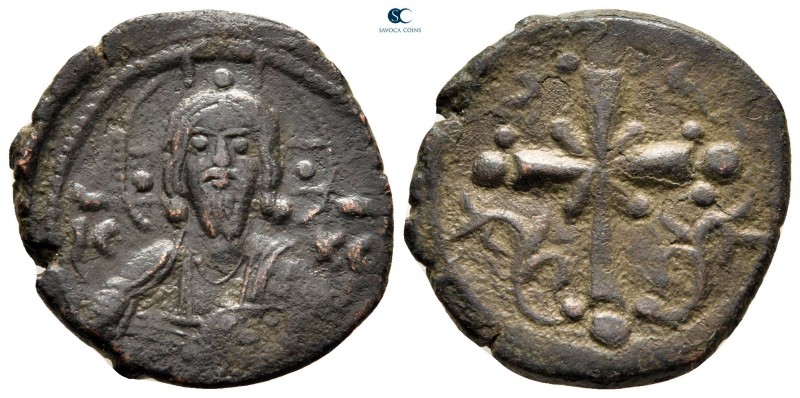 Nicephorus III Botaniates AD 1078-1081. Constantinople
Anonymous Follis Æ

22...