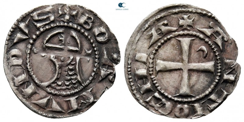 Bohemond III AD 1163-1201. Antioch
Denier AR

18 mm, 0,86 g

+ BOAMVNDVS, h...
