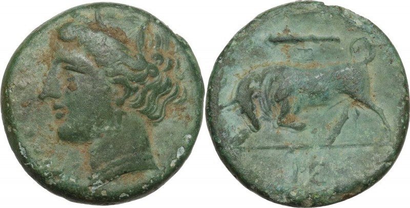 Sicily. Syracuse. Hieron II (274-215 BC). AE 18.5mm, 275-269/265 BC. Obv. Wreath...