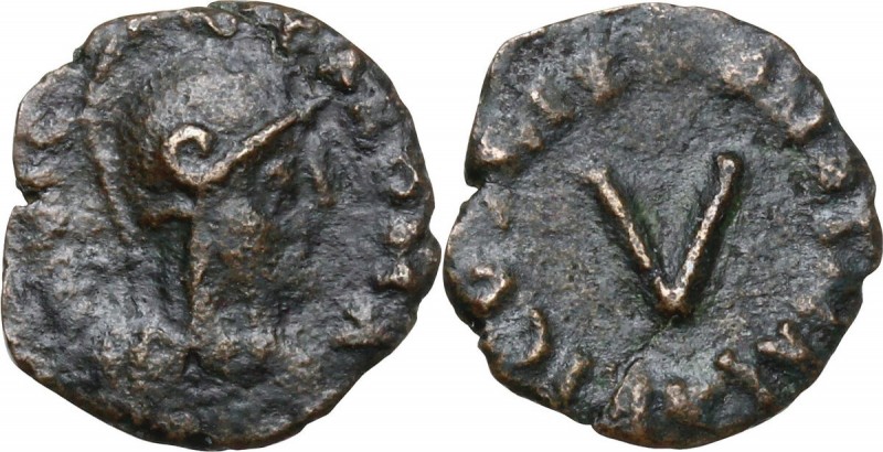 Ostrogothic Italy. Athalaric (526-534). AE Pentanummium, Rome mint. Obv. [INVICT...